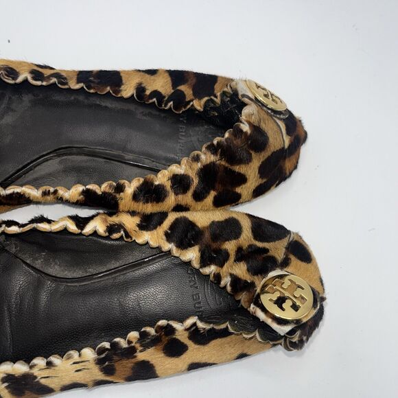 5.5 Tory Burch Reva Printed Calf Hair Leopard Tassel Ballet Flats - Picture 7 of 12